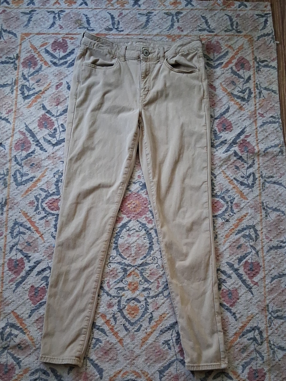 American Eagle Outfitters Women’s Tan Skinny Jeans